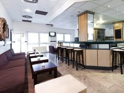 卡尔斯鲁厄牛顿酒店 酒店 3*