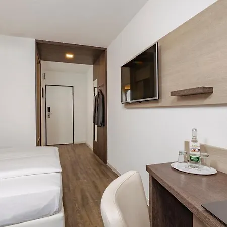 Hotel Plaza Nord 3*